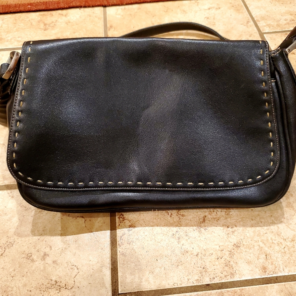 Liz Claiborne adjustable saddle bag - Picture 2 of 6